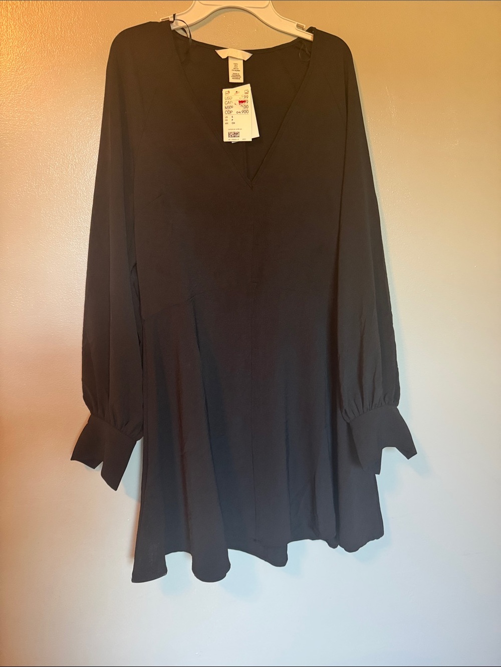 H&M Women’s Black V-Neck Long Sleeve Tunic Top Dress